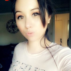 Meet your Posher, Janet